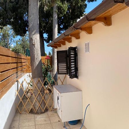 Ferienwohnung Dub House 2 Paphos Exterior foto